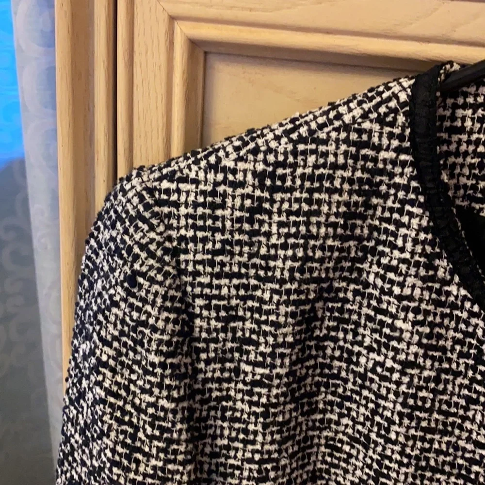 Express Jacket - Picture 4 of 8